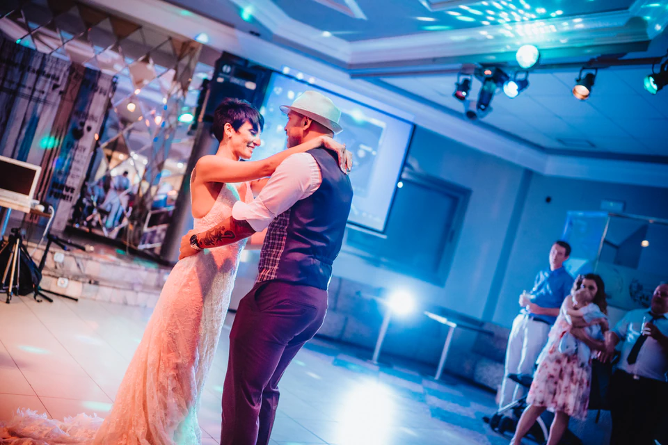 Jaime y F. durante su boda. Fotografía 20 de David Bresó.