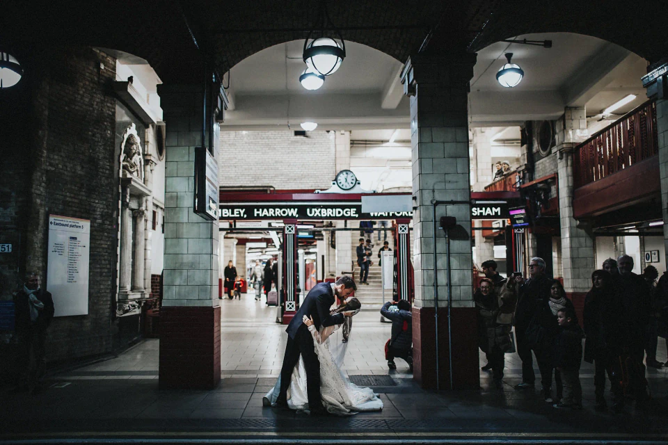 Tony y Ruth durante su postboda en Londres. Fotografía 29 de David Bresó.